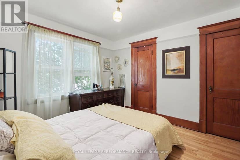 1304 Montreal Road — photo 24 of 40