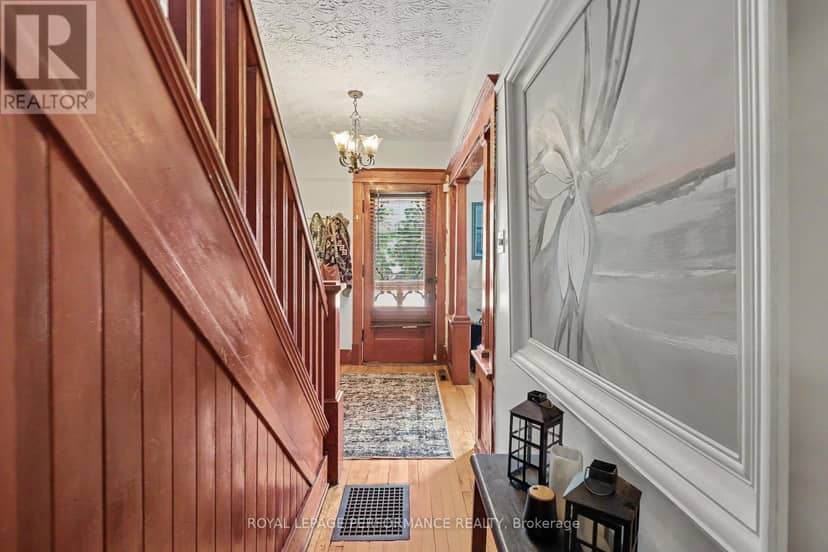 1304 Montreal Road — photo 6 of 40