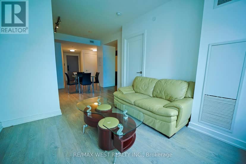 1101 - 10 York Street — photo 6 of 13
