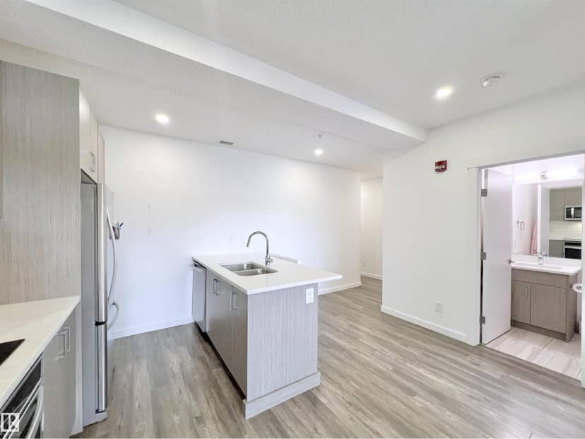#310 11503 76 AV NW — photo 12 of 40