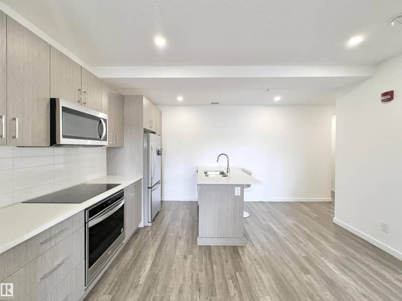 #310 11503 76 AV NW — photo 13 of 40