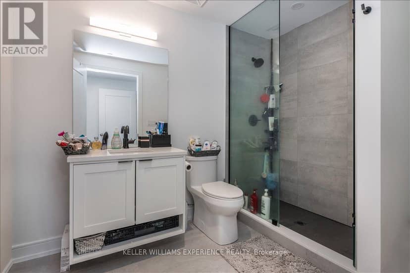 714 - 185 Dunlop Street E — photo 16 of 32
