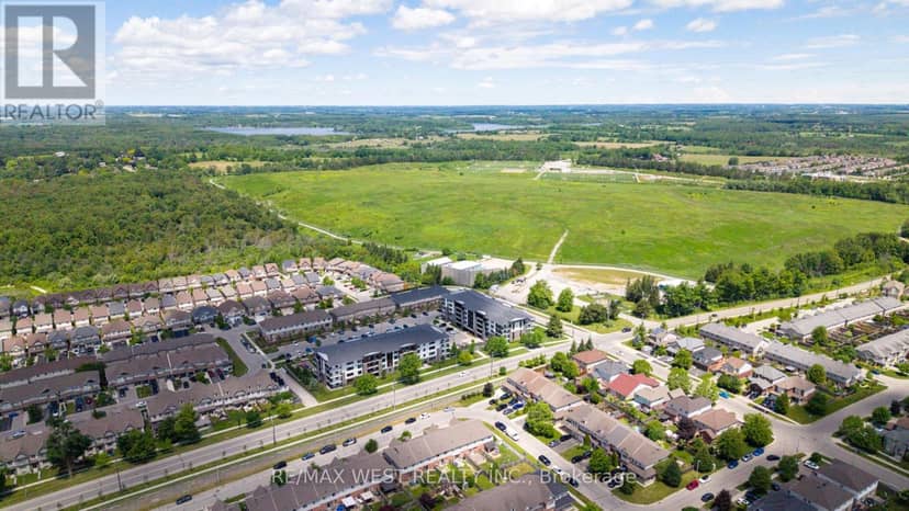 207 - 108 Summit Ridge Drive, Guelph, photo 2