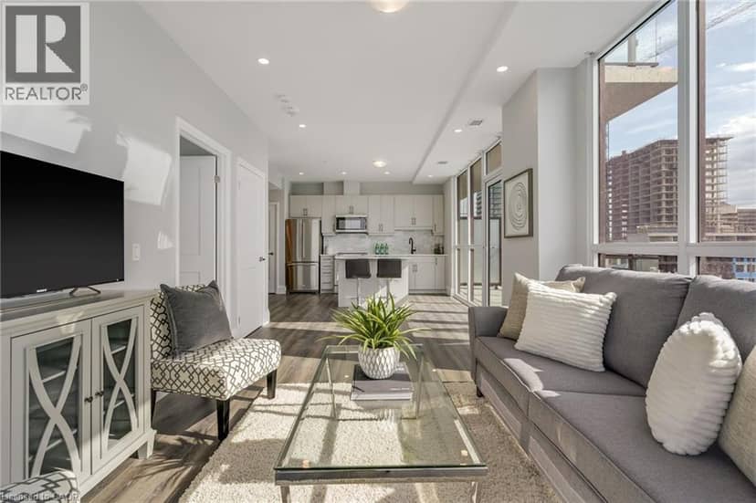 60 CHARLES Street W Unit# 705 — photo 19 of 29