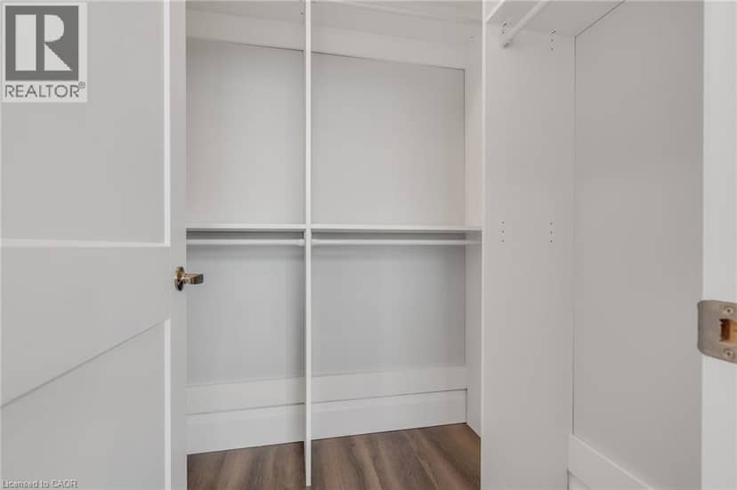 60 CHARLES Street W Unit# 705 — photo 28 of 29