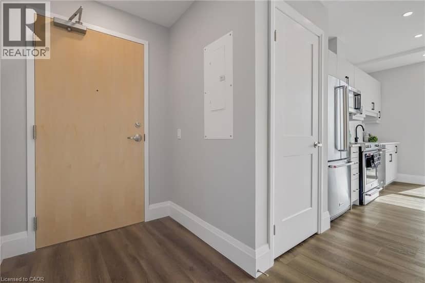 60 CHARLES Street W Unit# 705 — photo 8 of 29