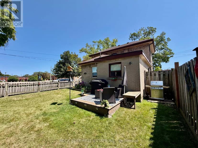 135 Sherwood Drive — photo 30 of 40