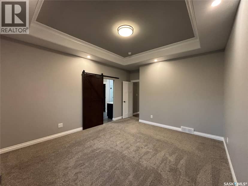 214 Hillside DRIVE — photo 16 of 40