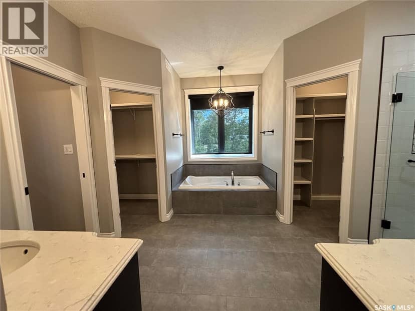 214 Hillside DRIVE — photo 18 of 40
