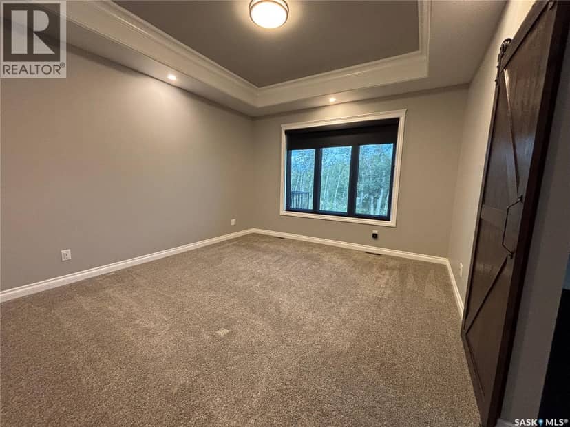 214 Hillside DRIVE — photo 15 of 40