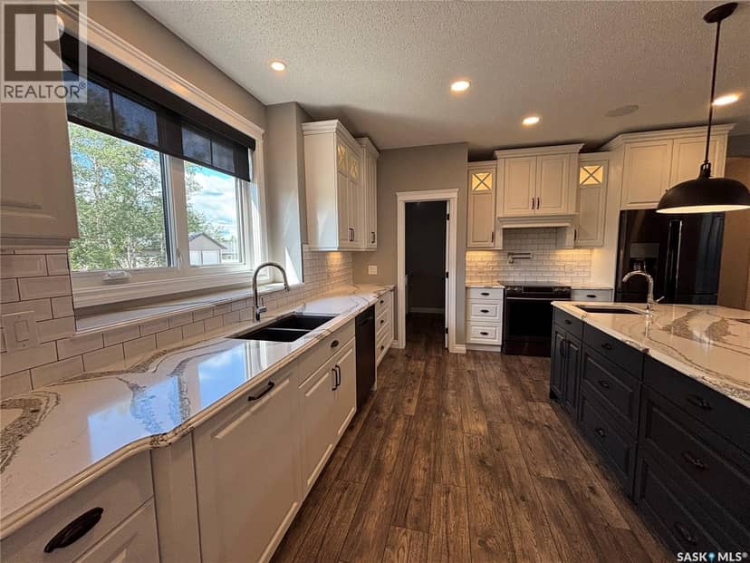 214 Hillside DRIVE, Tobin Lake, photo 6