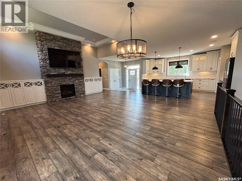 214 Hillside DRIVE — photo 13 of 40
