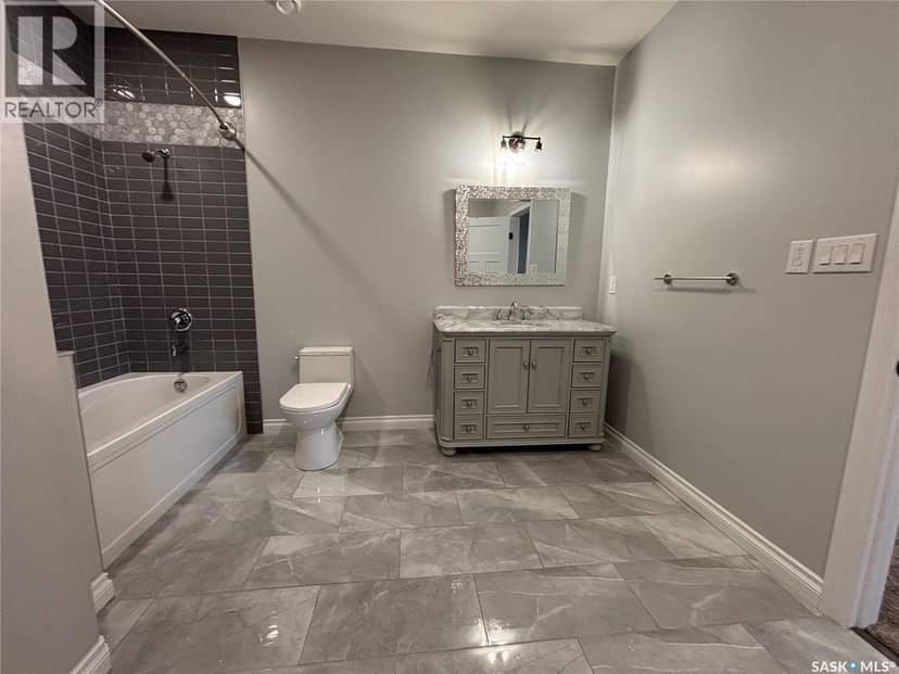 214 Hillside DRIVE — photo 37 of 40