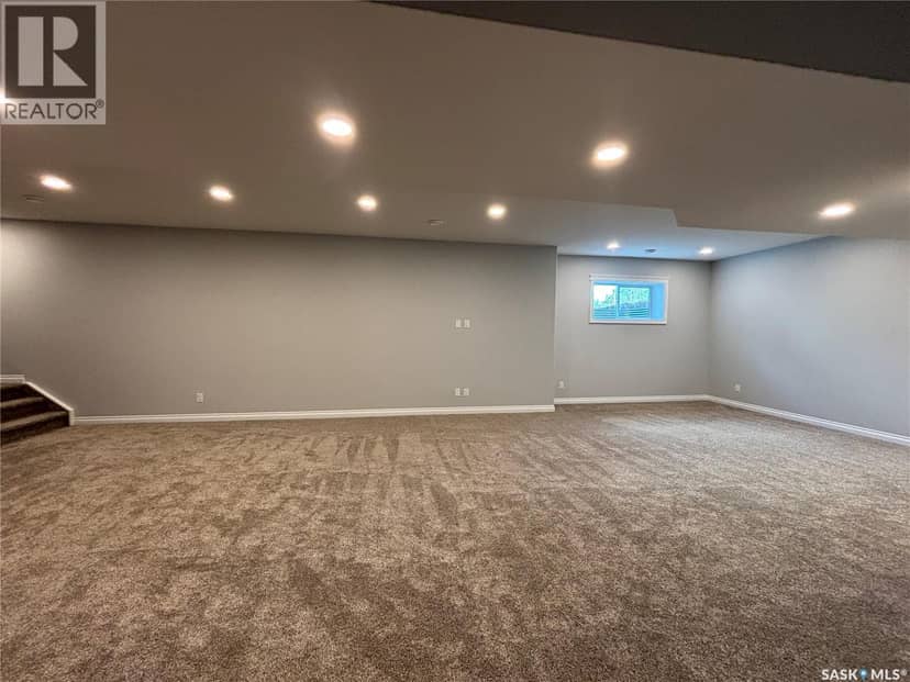 214 Hillside DRIVE — photo 34 of 40