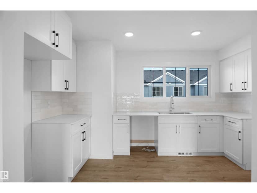 #48 1009 Cy Becker RD NW — photo 10 of 25