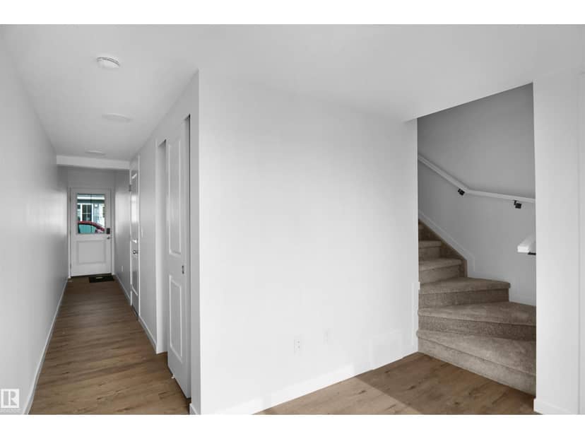 #48 1009 Cy Becker RD NW, Edmonton, photo 3