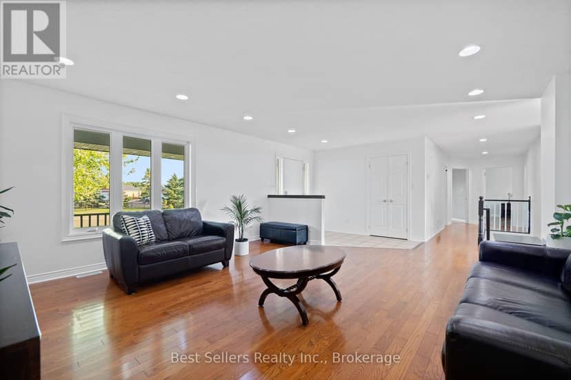 14 Pioneer Ridge Court — photo 13 of 40