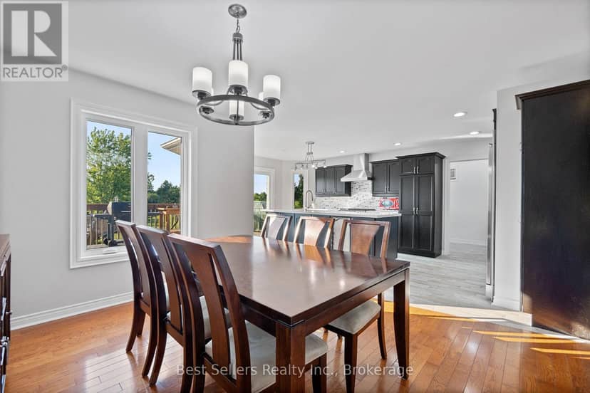 14 Pioneer Ridge Court — photo 15 of 40