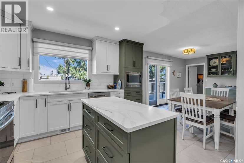 604 King STREET — photo 10 of 40