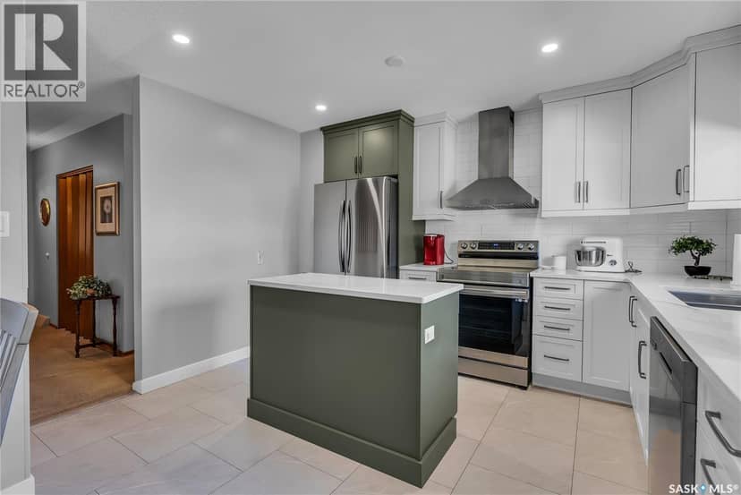 604 King STREET — photo 13 of 40