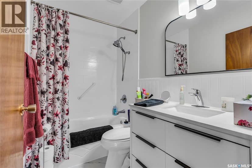 604 King STREET — photo 19 of 40