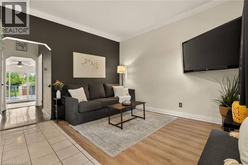 153 FERRIE Street E, Hamilton, photo 4