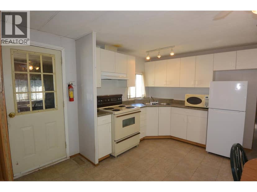 45 95 LAIDLAW ROAD, Smithers, photo 2