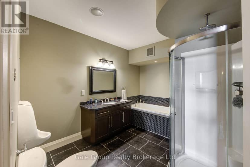 11 - 81 Broadway Street — photo 18 of 38