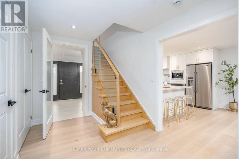 354 Bessborough Drive — photo 4 of 40
