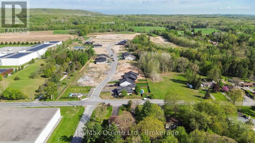 13 Deerview Drive — photo 8 of 12