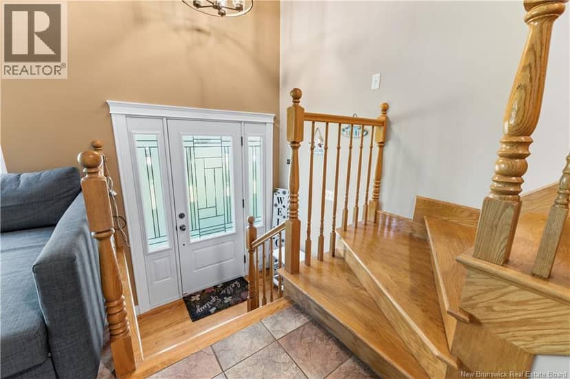 429 Beauport Street — photo 6 of 33