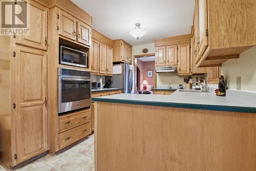 123 Trout Lake Road — photo 9 of 40