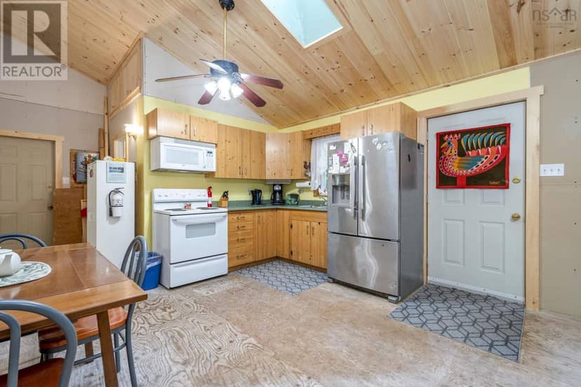 189 Madashak Road — photo 14 of 36