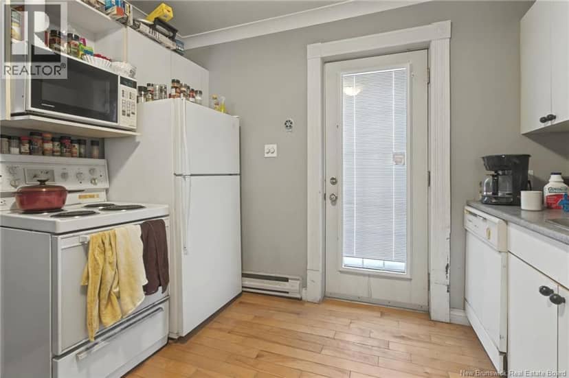 189-191-193 Archibald Street — photo 11 of 40