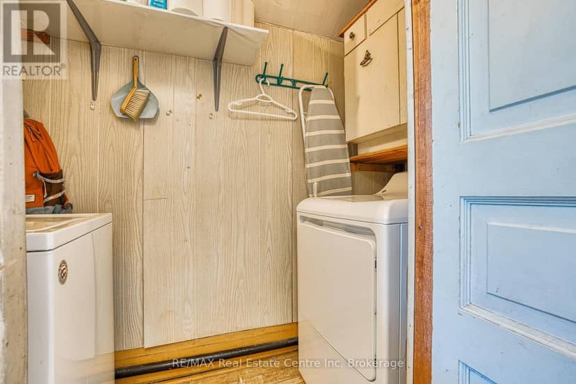 34 Wellington Street — photo 24 of 37