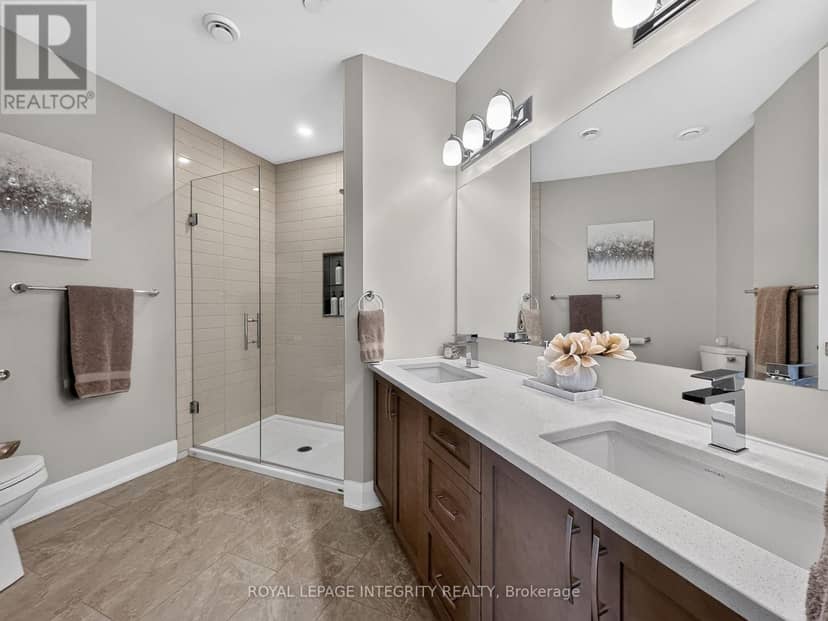 303 - 100 Cortile Private — photo 25 of 40