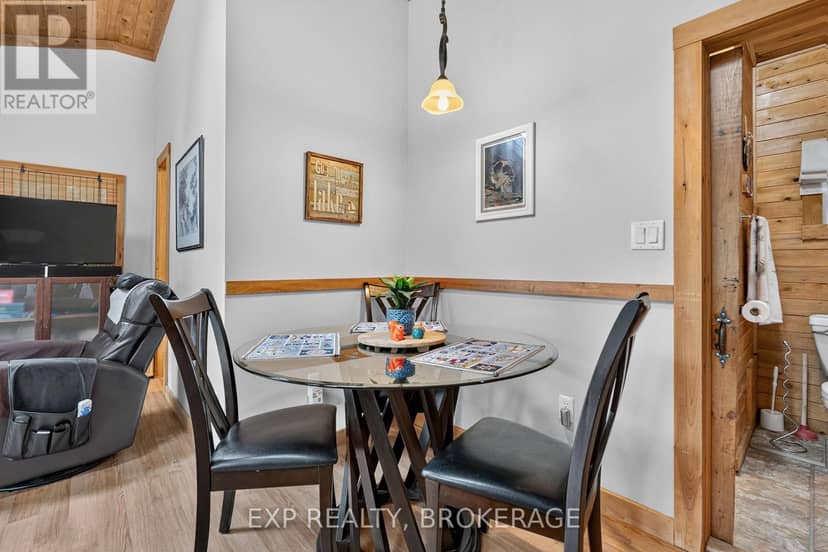 5505 Rideau Road — photo 9 of 40