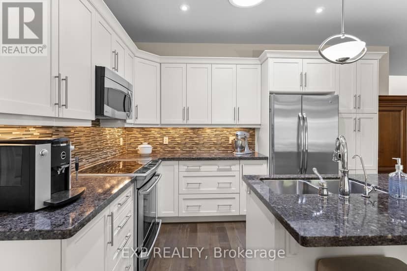 6 Creekside Drive — photo 14 of 40