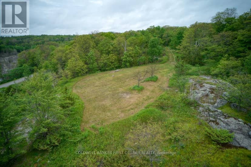 16 Grey Owl Road — photo 7 of 18