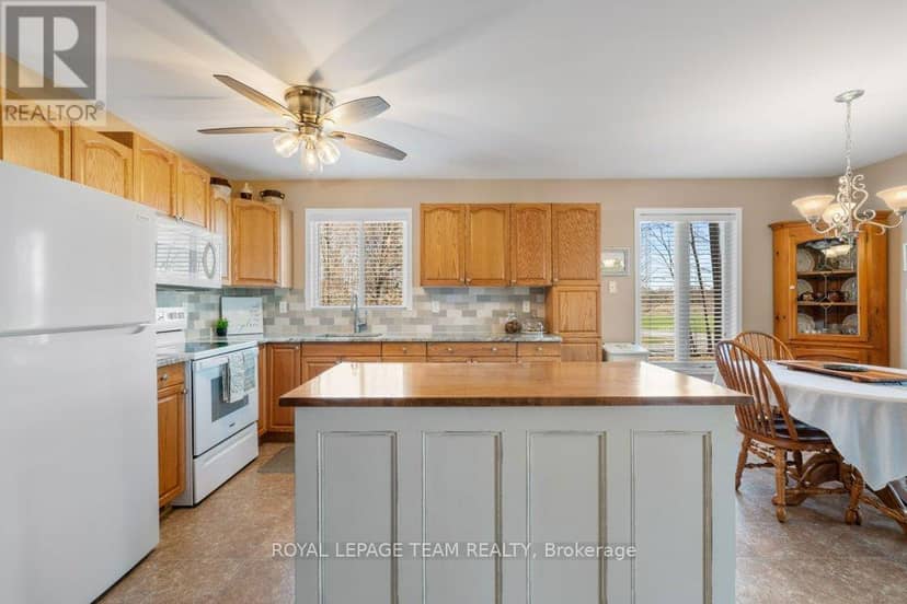 15065 Concession 3-4 Road — photo 14 of 40