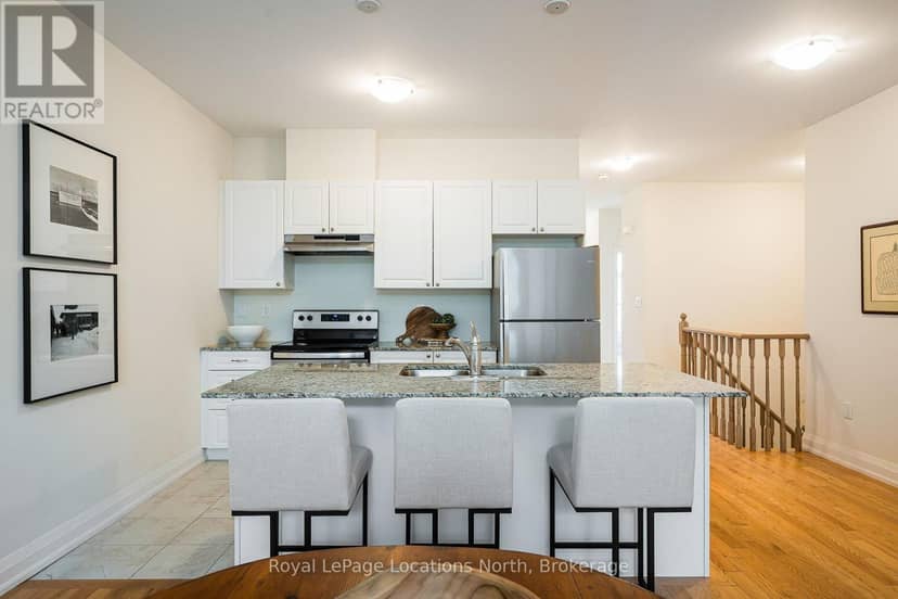 81 Kari Crescent — photo 13 of 40