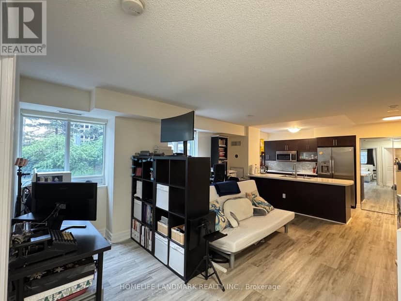 501 - 35 Balmuto Street — photo 18 of 26