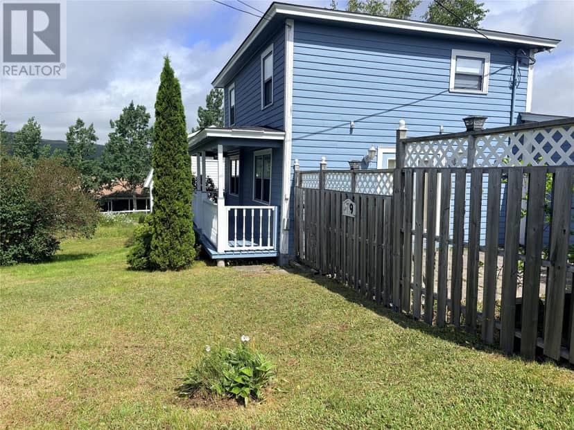 79 Harbour Drive — photo 4 of 40