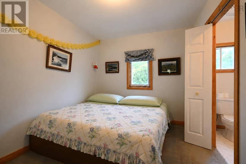 1251 White Point Rd — photo 19 of 40
