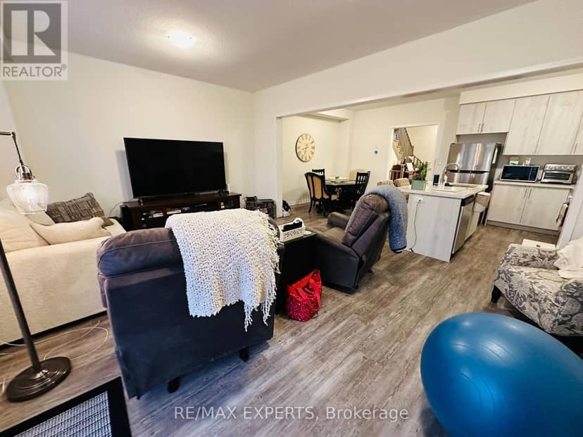 1541 Wheatcroft Drive — photo 8 of 18