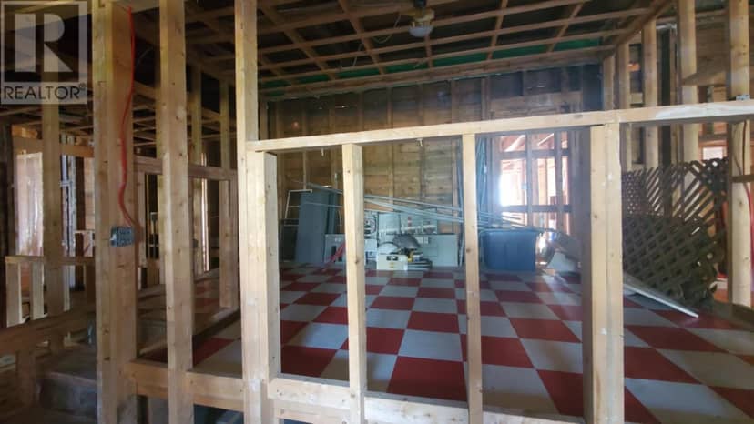 239-245 East Street — photo 25 of 34