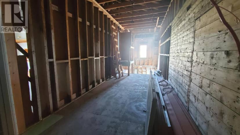 239-245 East Street — photo 27 of 34