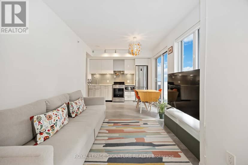 1725 - 251 Jarvis Street — photo 1 of 40