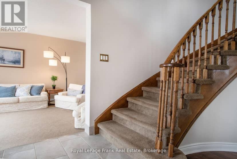85 Ambleside Drive — photo 11 of 40