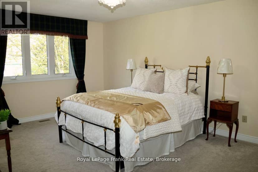 85 Ambleside Drive — photo 31 of 40